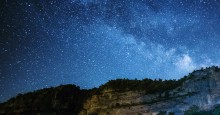 Stars in the night sky. Photo ID 43577733 © Benjamin King | Dreamstime.com