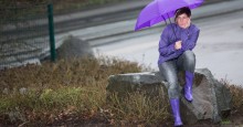 Woman stranded roadside